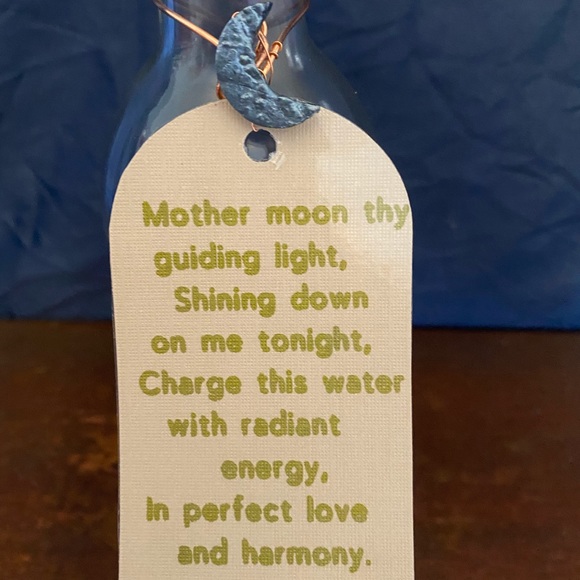 Moon water bottle - Picture 4 of 4